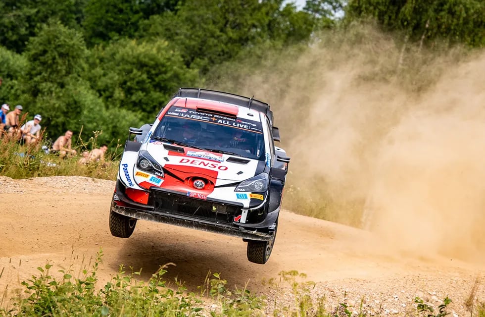 Rovanpera volvió a imponerse con Toyota en el WRC.