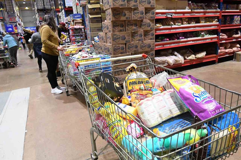 La inflación se perfila al 7% en julio. Foto José Gutierrez / Los Andes