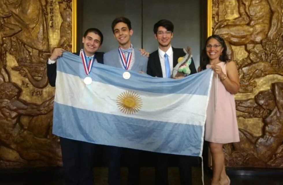 Delegación argentina en París (Foto: UBA Exactas).