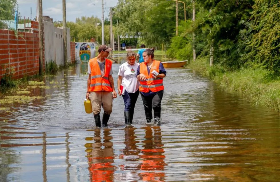 Asistencia inundados\nCrédito: Municipalidad Gchú