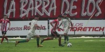 El 9 jugó contra Sportivo Las Parejas y perdió el invicto de local