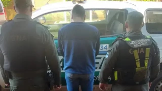 Jardín América: logró escapar con 100 kilogramos de marihuana y luego se entregó a las autoridades