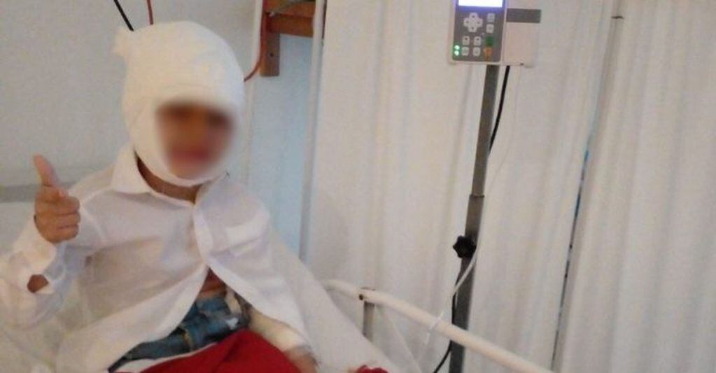 Madre denunció que su hijo fue electrocutado durante un estudio en el hospital Samic de Eldorado.