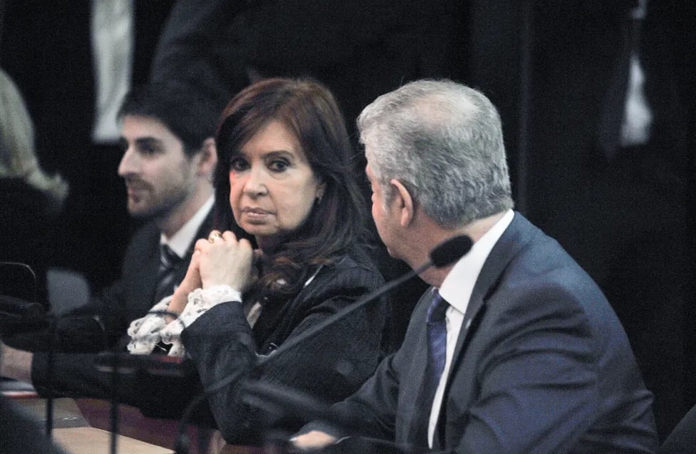Cristina Fernández De Kirchner en el primer día del Juicio de la Causa Vialidad junto a su abogado Carlos Beraldi 
Comodoro Py
Foto Federico Lopez Claro