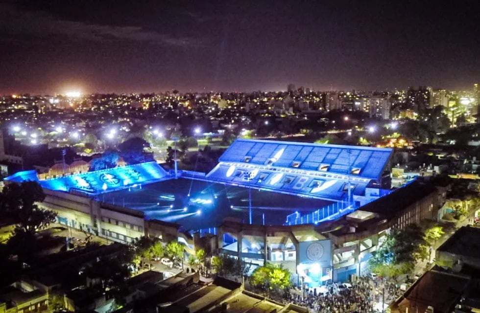 El estadio Julio César Villagra vuelve a brillar desde las 19 de este miércoles. (Foto: Club Atlético Belgrano)