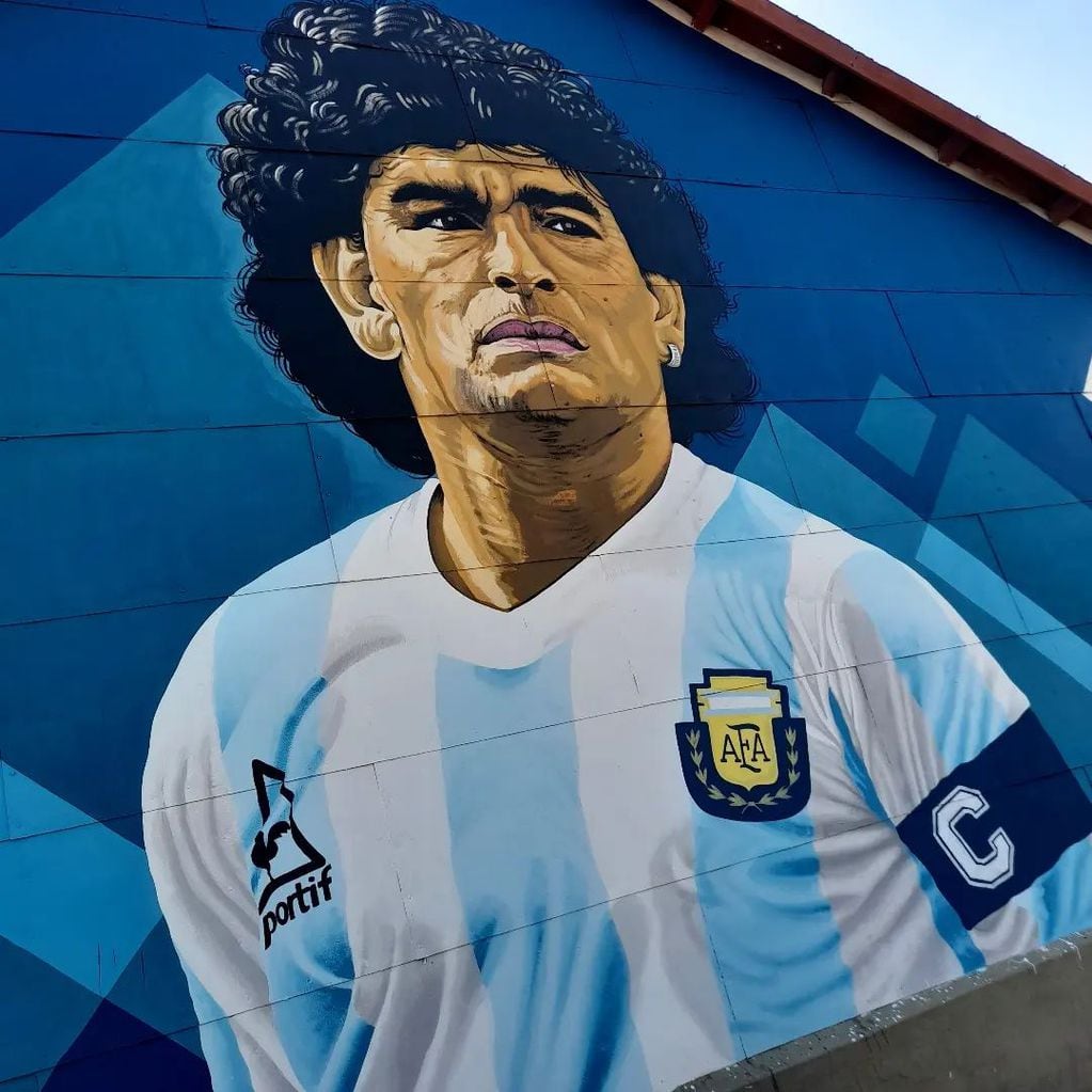 Mural Diego Maradona en Arroyito
