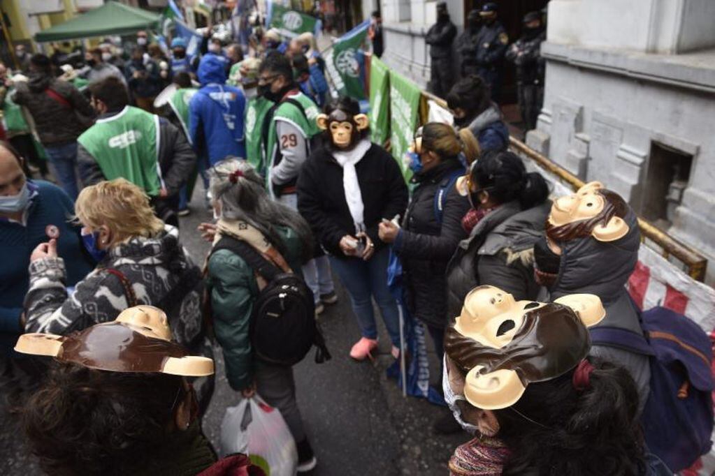 Protesta de ATE a las puertas del Ministerio de Justicia de Córdoba.