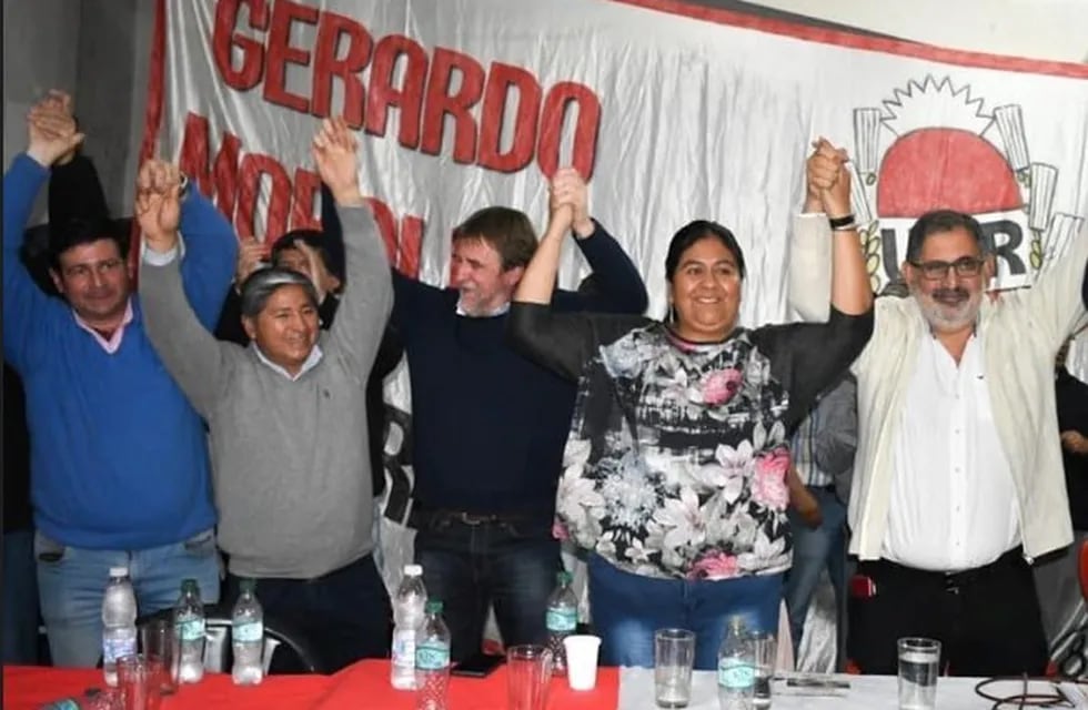 Jubert, Sánchez, Rizzotti, Sarapura y Jorge, en el plenario radical realizado en el Comité Capital, en San Salvador de Jujuy.