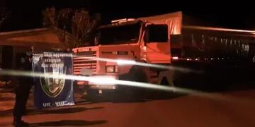 Secuestran camión con granos ilegales en San Vicente