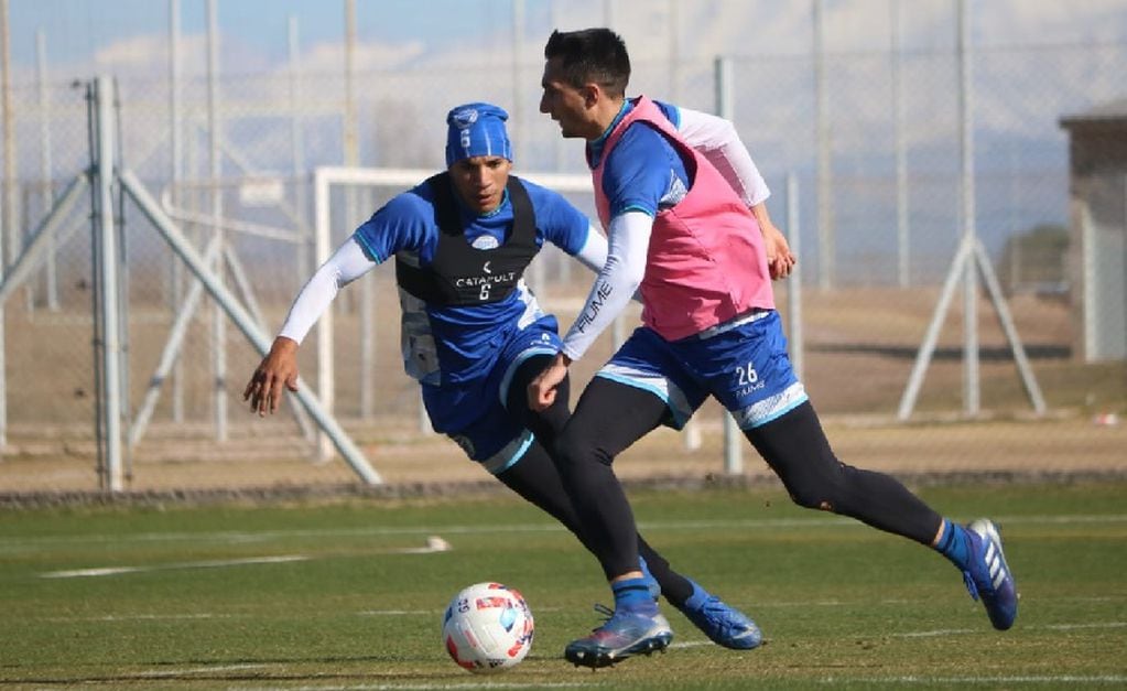 Godoy Cruz practicó de cara a los nuevos compromisos que tiene por la Copa Argentina y Liga Profesional de Fútbol.