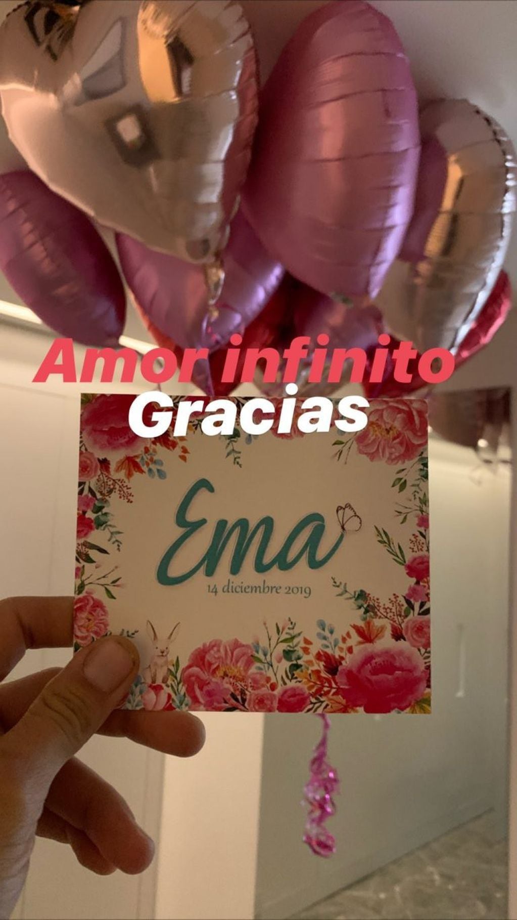 Los primeros regalos para Ema, la hija de Eugenia Tobal y Francisco García Ibar (Foto: Instagram/ @lamanada)