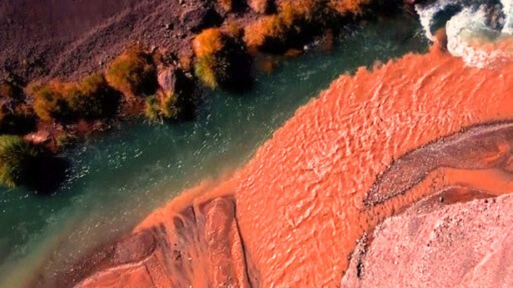 La maravillosa unión de dos ríos sanjuaninos que forman un paisaje soñado