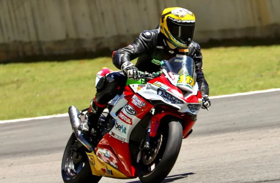 Franco Pandolfino en la séptima etapa del Superbike de Brasil.