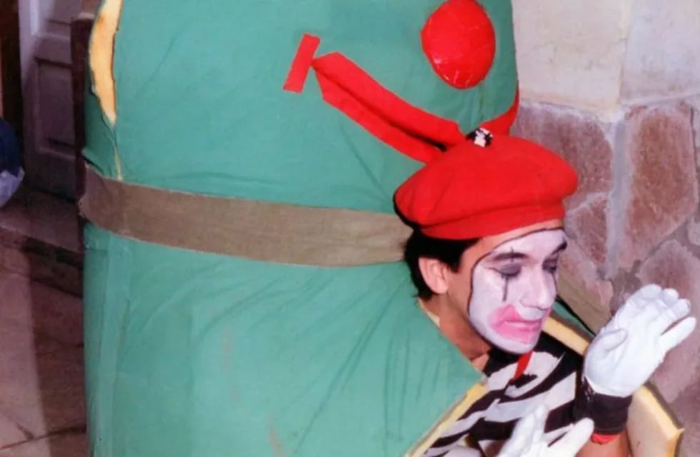 Piñón Fijo recordó sus comienzos como payaso en fiestas infantiles. (Instagram)