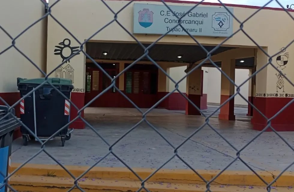 Los ladrones provocaron destrozos en el colegio ubicado en barrio Los Gigantes Anexo.