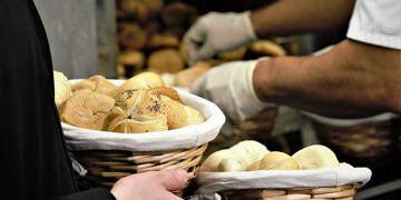 El gran gesto solidario de una panadería de Salta que conmovió a todos los vecinos