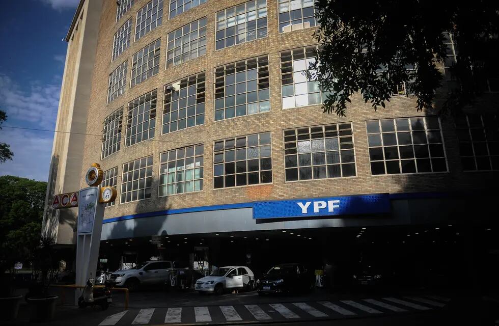 YPF aumenta el precio de sus naftas

Foto Federico Lopez Claro