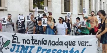 Protesta por el crimen de "Jimi" Altamirano
