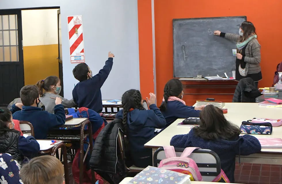 Los análisis realizados por la Unesco reflejan un claro retroceso de la educación argentina con respecto a otros países de la región. Foto: Orlando Pelichotti/Los Andes.