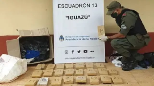 Gendarmería secuestró un cargamento de marihuana que fue encontrado por vecinos