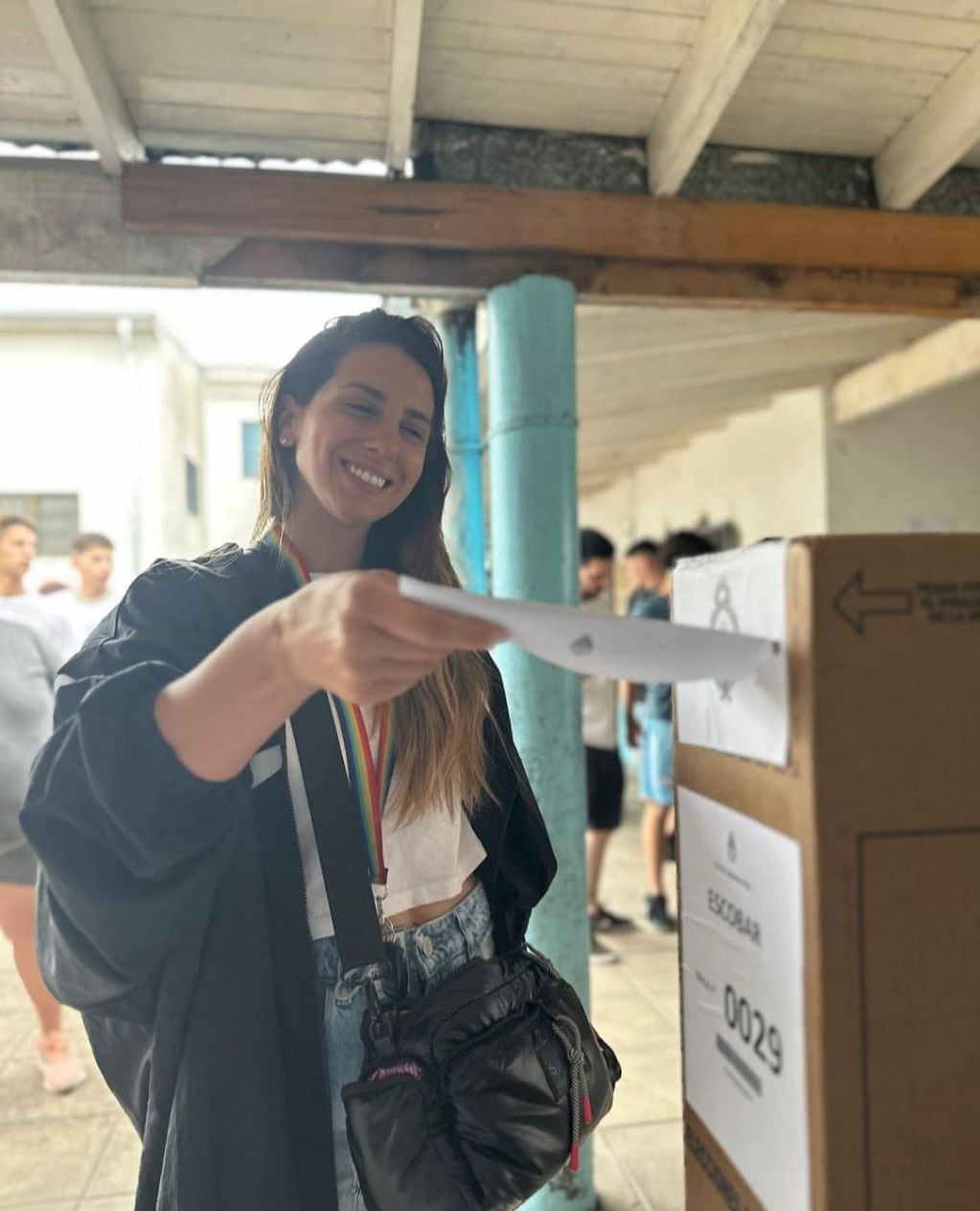 Cinthia Fernández compartió el momento de su votación en Instagram