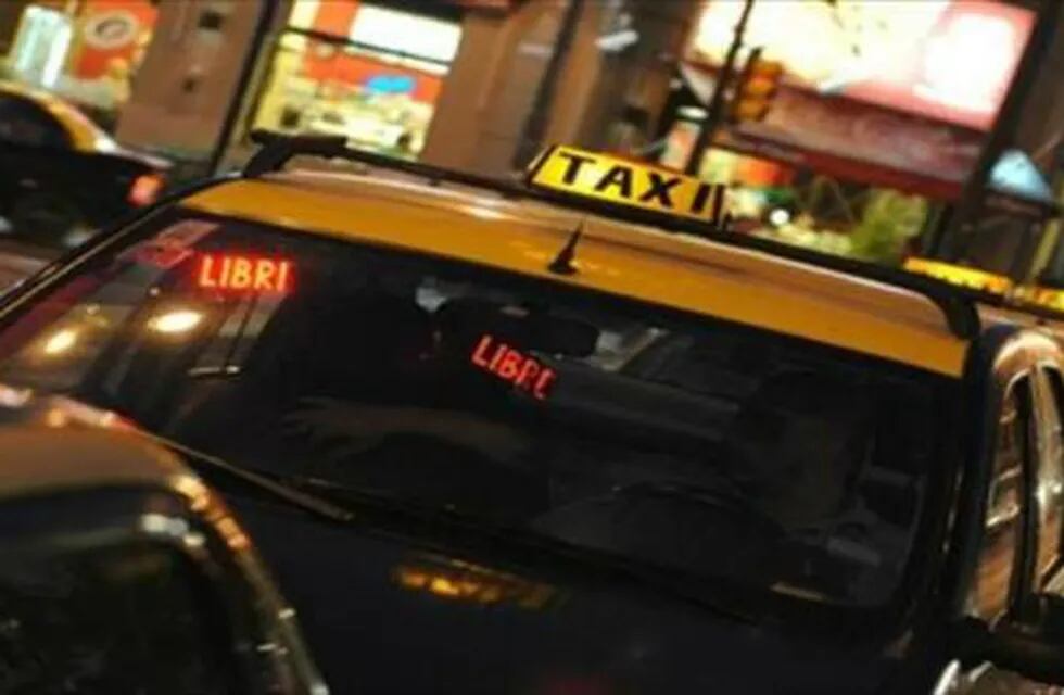 Taxistas pidieron un 30 por ciento de aumento en la tarifa