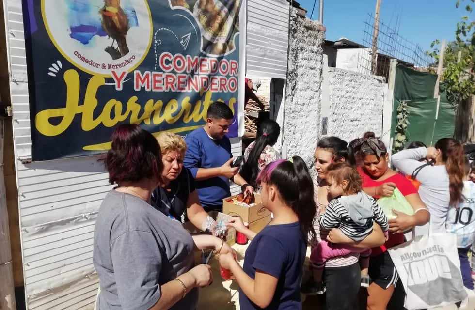 El comedor logró hacer más de 700 huevos para familias de Las Heras.