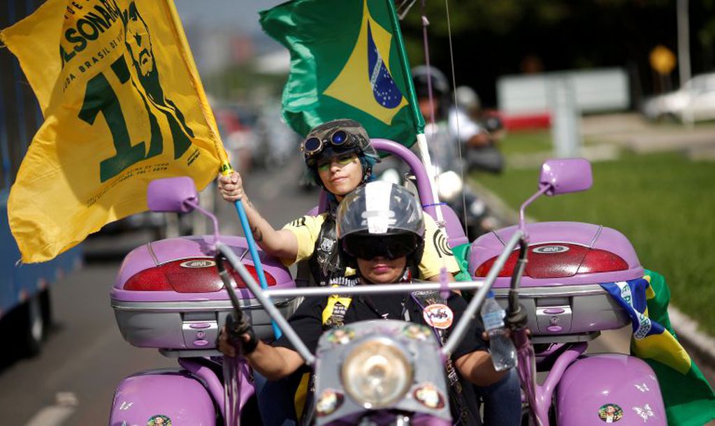 Seguidores de Bolsonaro celebran en las calles (REUTERS/Adriano Machado)
