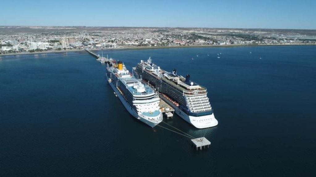 Los buques Celebrity Eclipse y Costa Luminosa arribaron el día de jueves en Puerto Madryn.