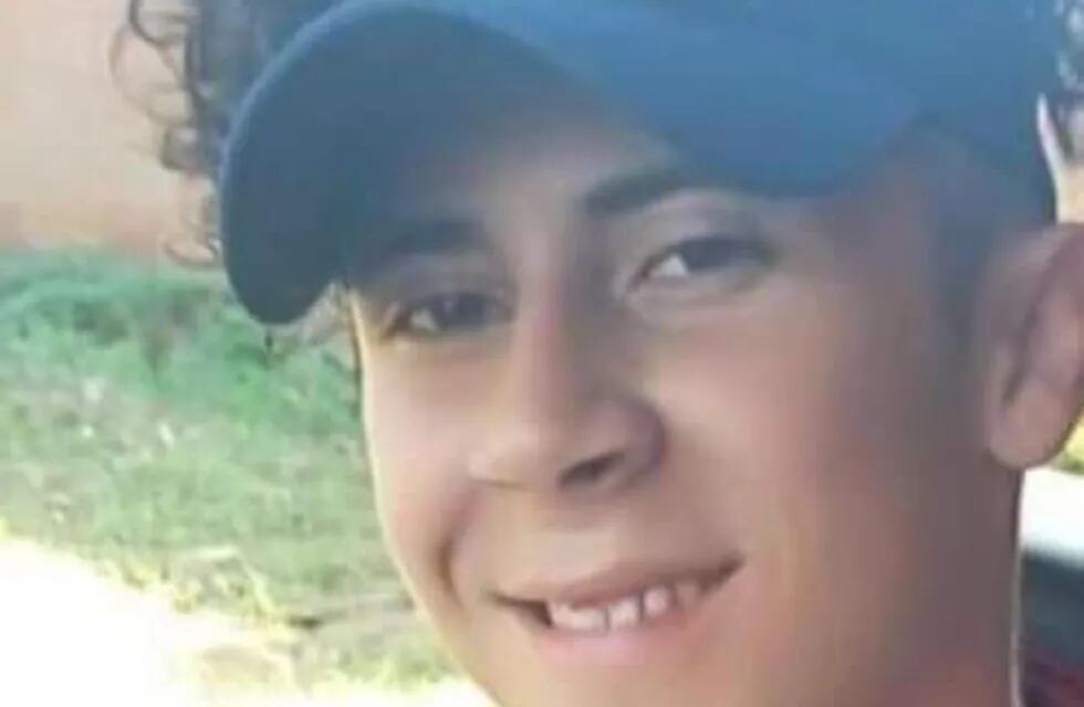 El adolescente fue encontrado semi enterrado en un pinar de Puerto Libertad