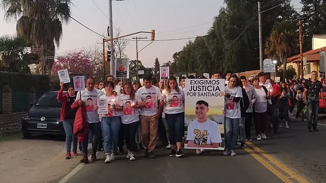 Marcha en Los Hornillos por el crimen de Santiago Aguilera. (Corresponsalía)