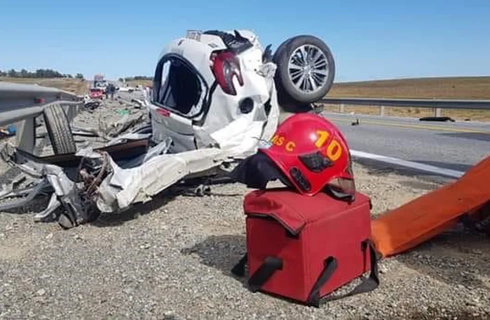 Fallecieron dos personas en un fatal accidente en la Ruta Nacional N° 3