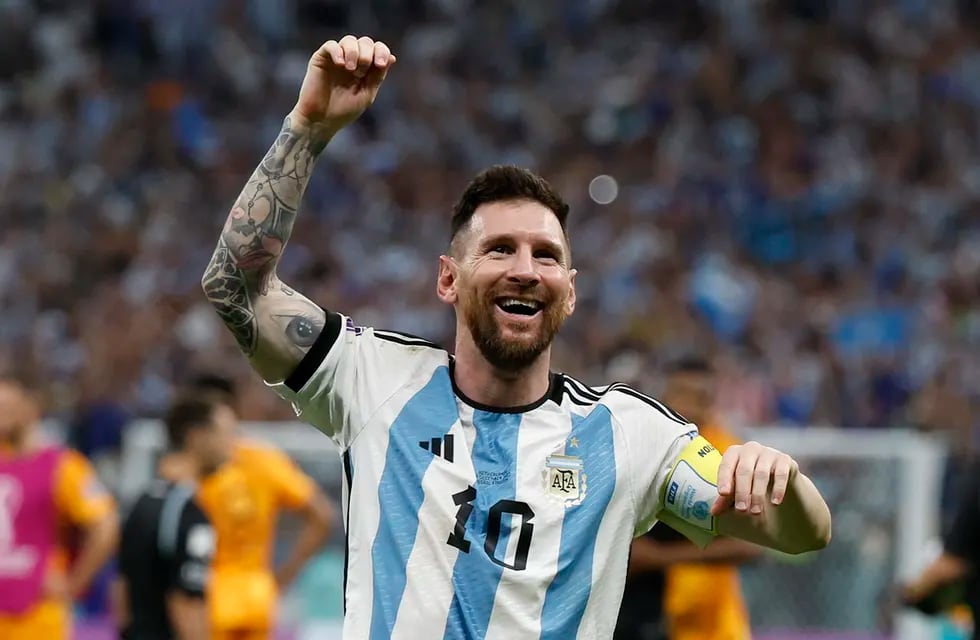Lionel Messi es campeón del mundo y la gente cumple sus promesas.