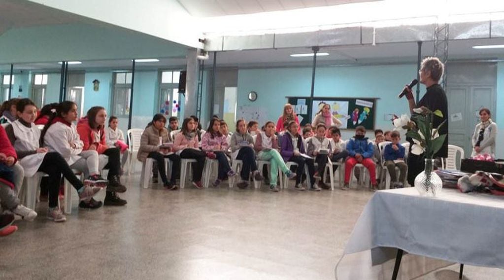 Charla con los alumnos (Gobierno de La Pampa)