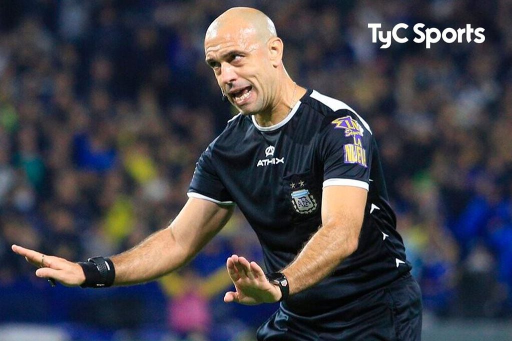 Jorge Baliño se mantuvo firme con su decisión de no sancionar penal para Boca frente a Instituto. (TyC Sports).