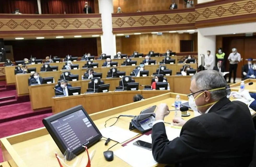 Jaldo presidió una sesión especial ordinaria en la Legislatura. (SECP)