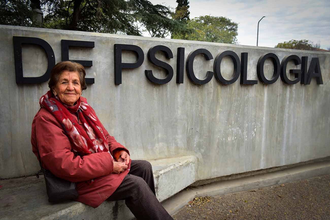 Dionisia trabajó desde muy chica y su deseo siempre fue estudiar.