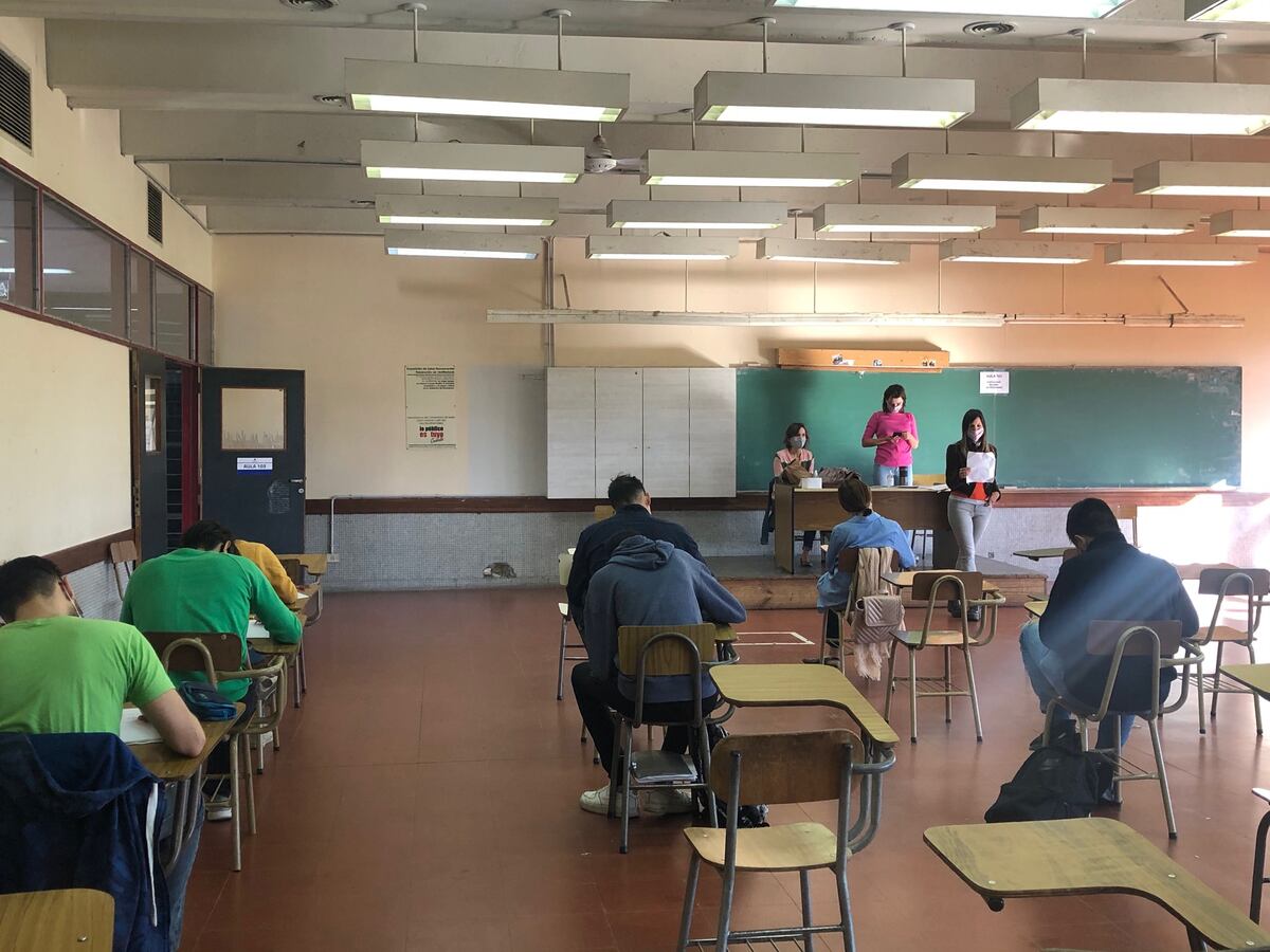 Exámenes presenciales en la Facultad de Ciencia Política y Relaciones Internacionales