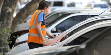  El nuevo sistema eliminaría el pago en efectivo por el estacionamiento en Córdoba. (Gentileza diario Día a Día)