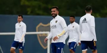 Carlos Tevez en el entrenamiento de Boca
