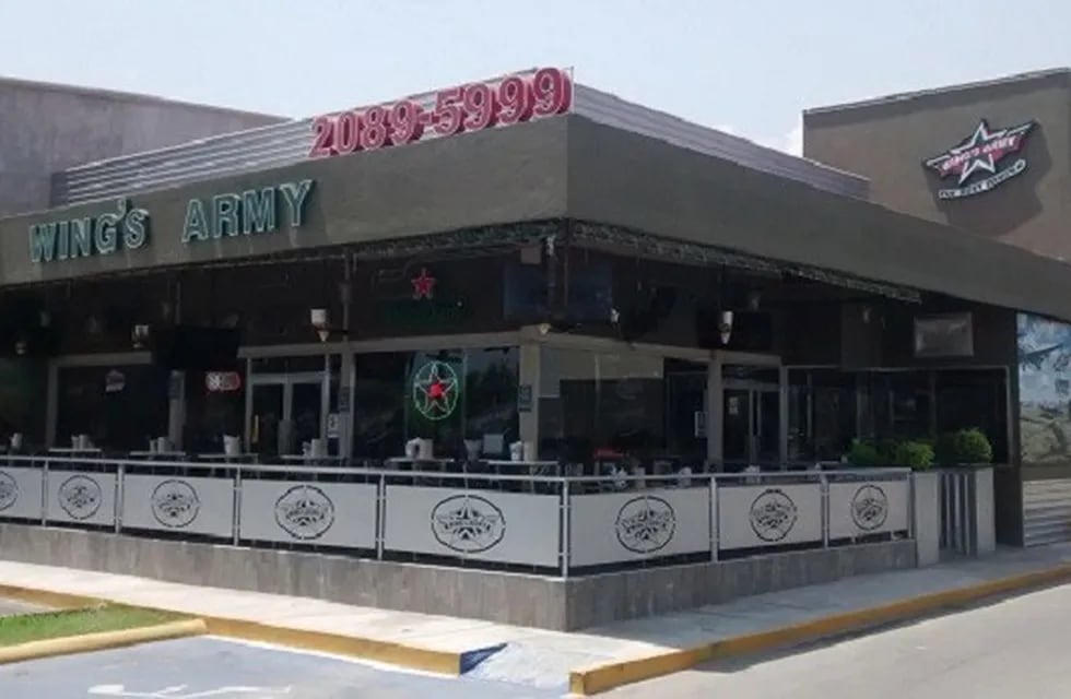 Una cadena de comida rápida mexicana se quejó que los clientes no pagaron por el terremoto.