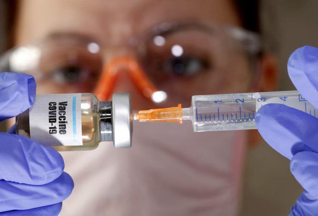 La OMS advirtió que la vacuna contra el coronavirus no comenzará a ser aplicada en 2020. (Foto: Dado Ruvic/REUTERS)