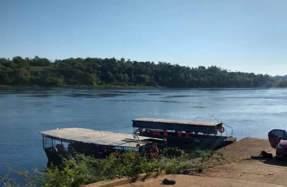 Puerto Rico: por una resolución paraguaya, el puerto permanecerá cerrado este miércoles.