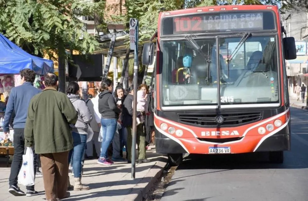 Paro de colectivo para el lunes en Corrientes