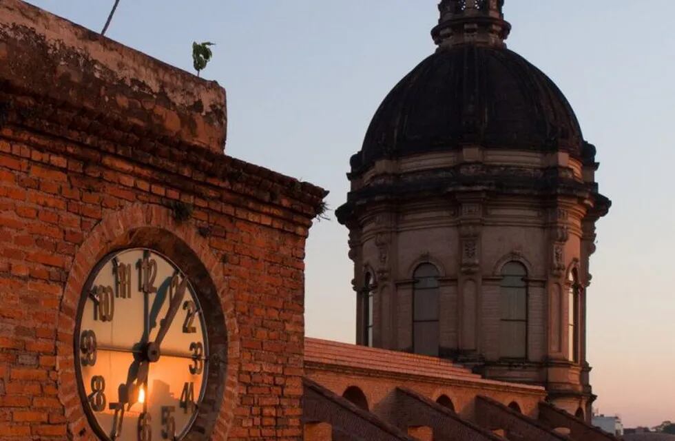 Imagen ilustrativa. El antiguo reloj del campanario de la iglesia de La Encarnación.