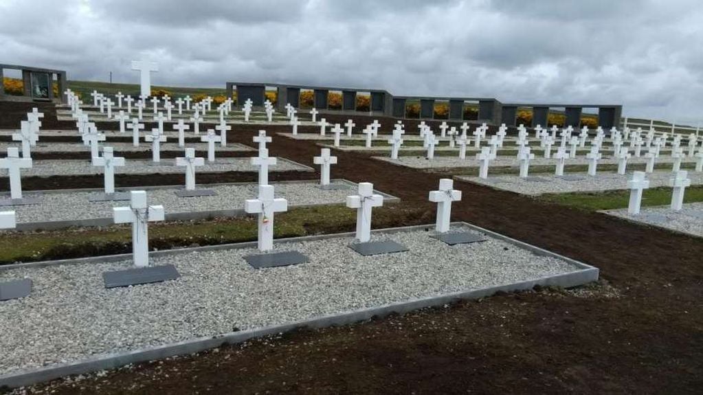 Cementerio de Darwin, en las Islas Malvinas. 649 bajas sufrió la Argentina durante la guerra que en 1982 enfrentó a nuestro país con Gran Bretaña. 