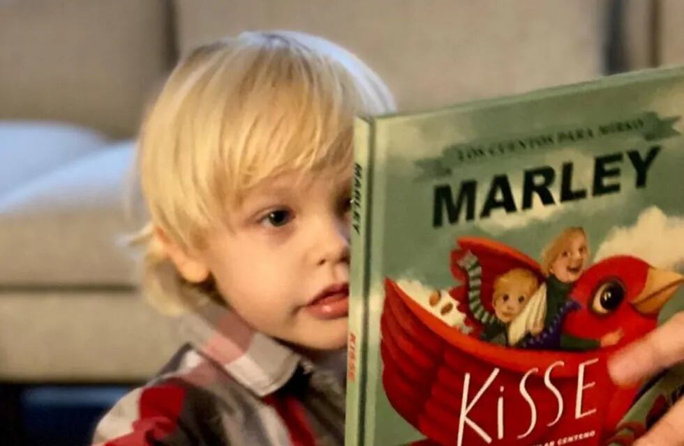 Mirko y su libro Kisse (Instagram)