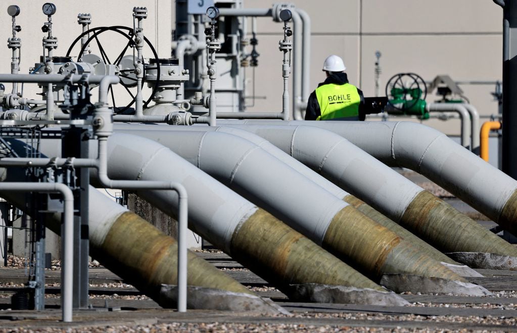 El Kremlin alega que la escasa dotación de gas se debe a un desperfecto en una turbina de Gazprom.
