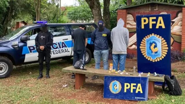 Dos presuntos “dealers” detenidos en Puerto Esperanza tras ser sospechados de intentar vender estupefacientes a estudiantes