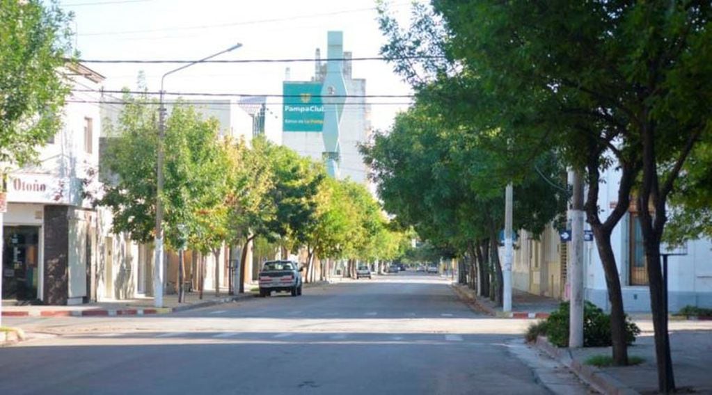 Las calles céntricas semidesiertas cuando comenzó la cuarentena (Vía Santa Rosa)